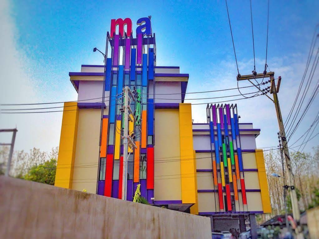 Ma Chic & Cozy Lampang Exterior foto